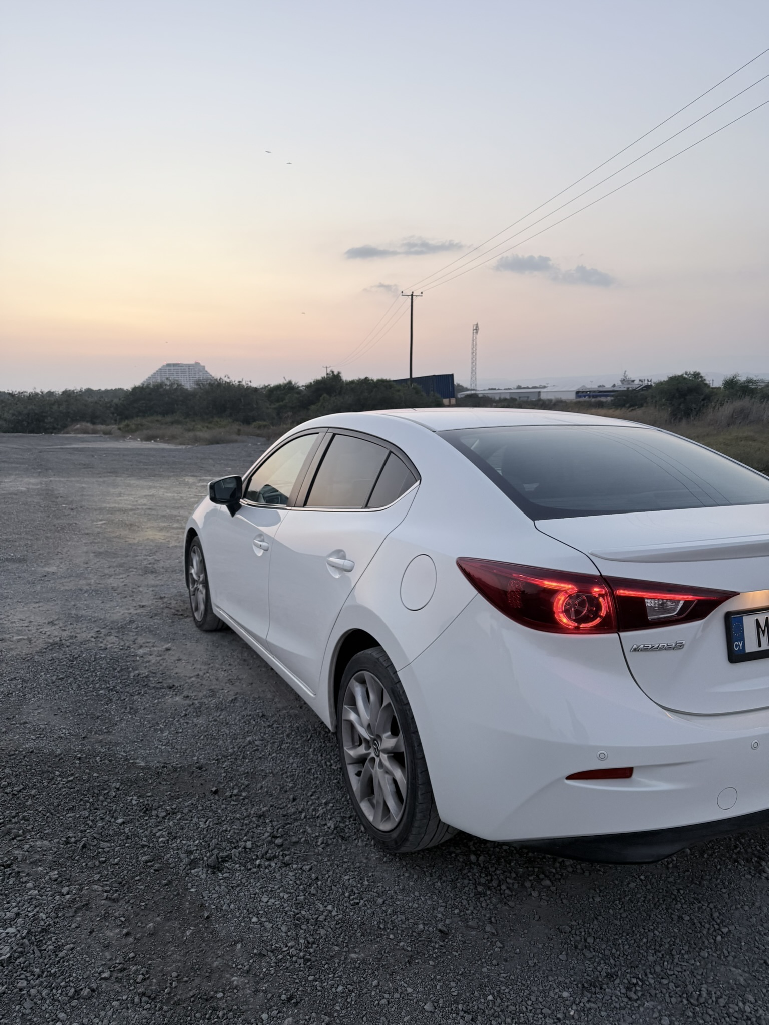 Mazda 3 — 3