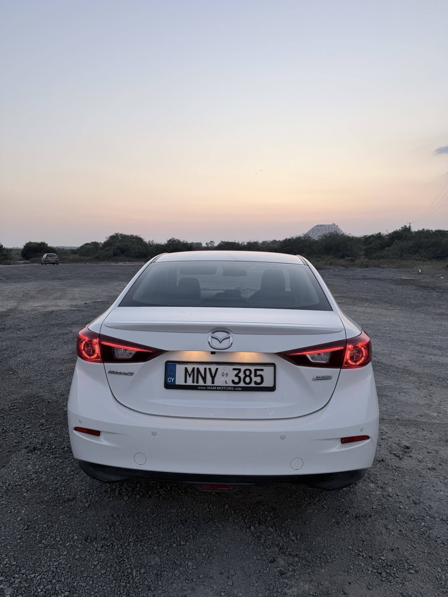 Mazda 3 — 4